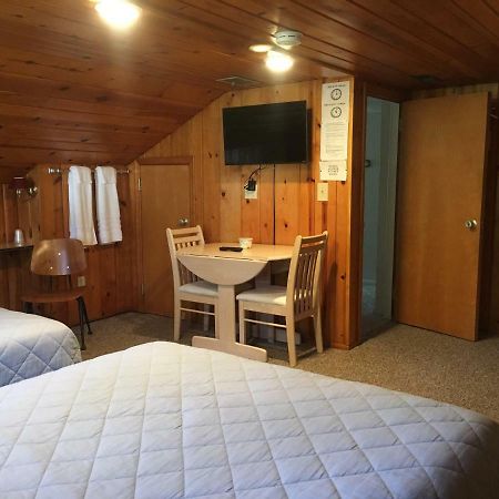 Whalens Grindstone Shores Inc. Otel Frankenmuth Dış mekan fotoğraf