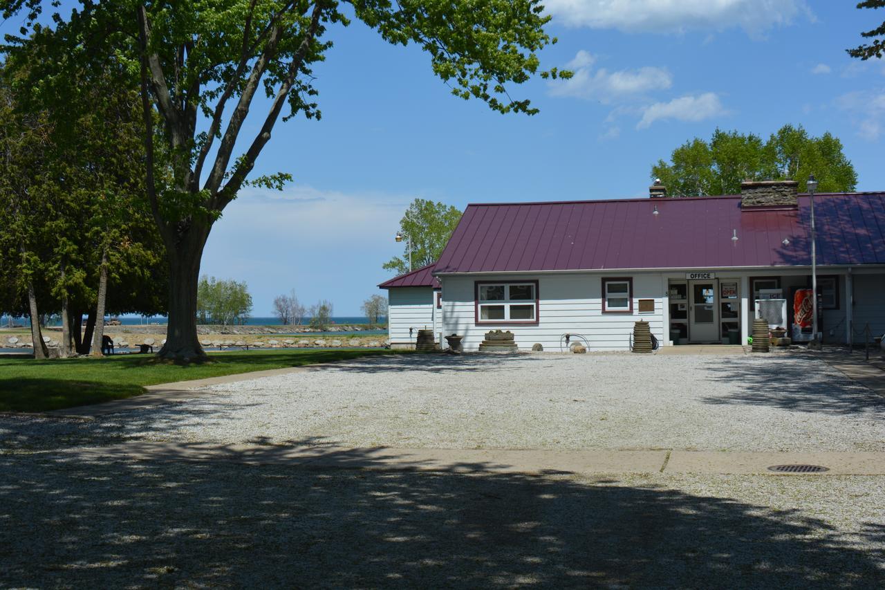 Whalens Grindstone Shores Inc. Otel Frankenmuth Dış mekan fotoğraf