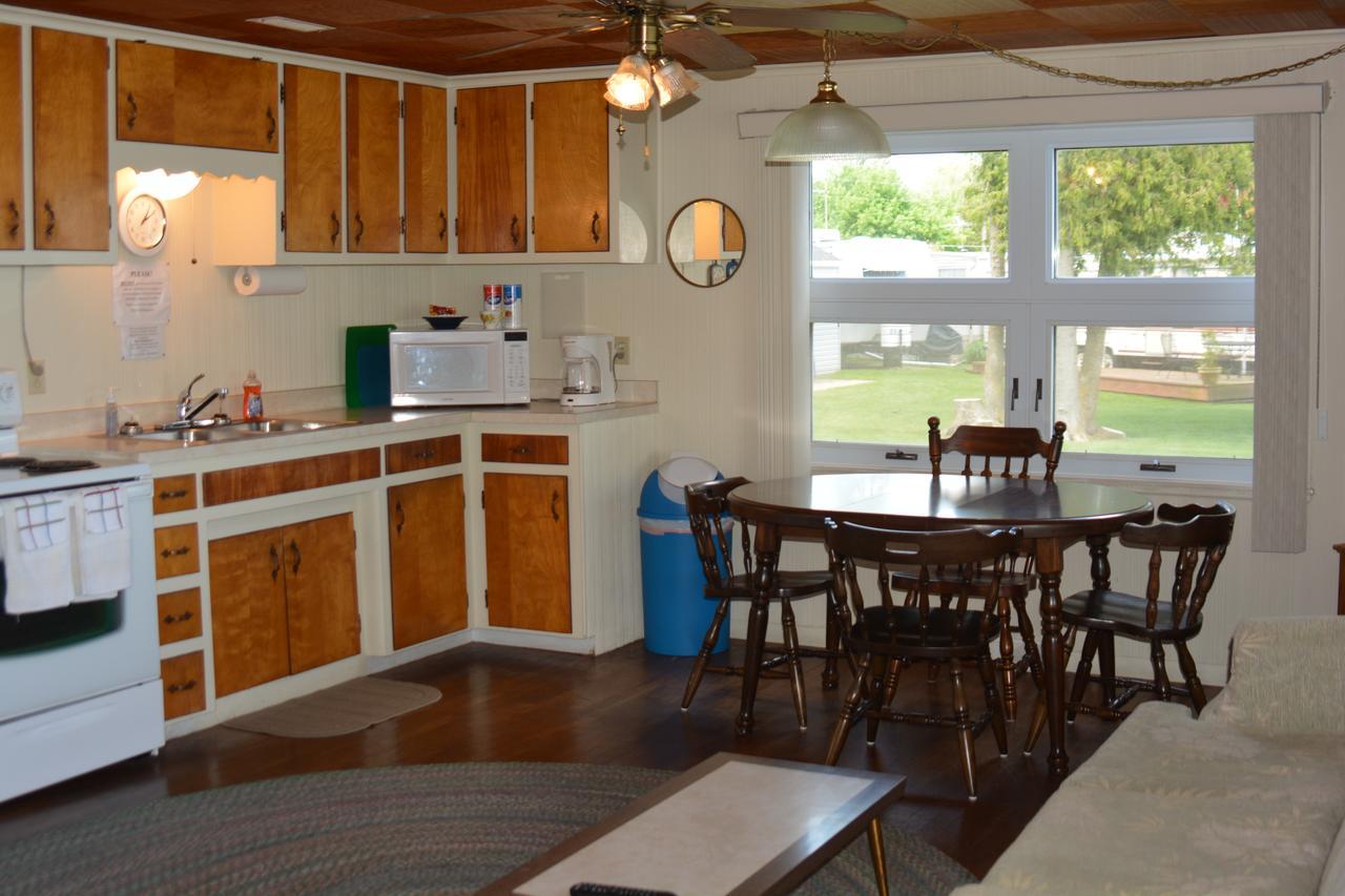 Whalens Grindstone Shores Inc. Otel Frankenmuth Dış mekan fotoğraf