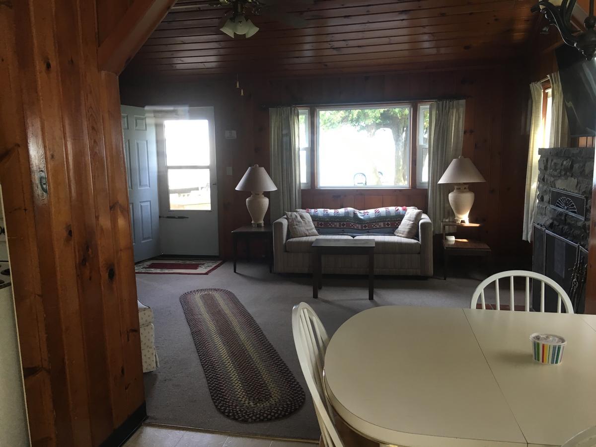 Whalens Grindstone Shores Inc. Otel Frankenmuth Dış mekan fotoğraf